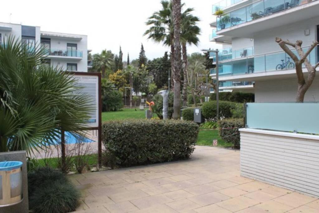 Apartamento Con Piscina Y Parking En Lloret De Mar 아파트 외부 사진